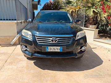 Toyota RAV4 2.2 D-4D