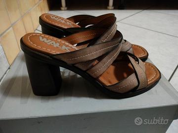 🟤 Sandali Donna Marroni con Tacco Melluso Walk