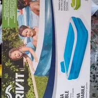 Piscina gonfiabile nuova mai usata ne aperta.