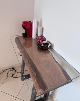 Tavolo da bar o angolo caffè