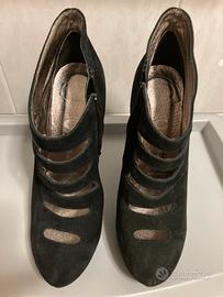 Stock di scarpe donna