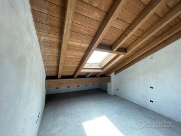 Appartamento di 88 m² con 3 locali a Roncello