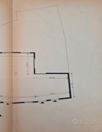 Locale commerciale trasformabile in abitazione