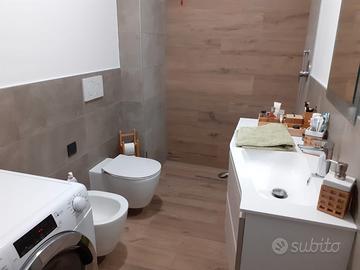 Mobile bagno sospeso