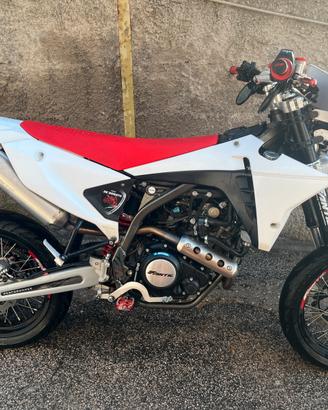 Fantic XMF 125 Performance