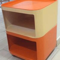 Mobiletto Kartell vintage.