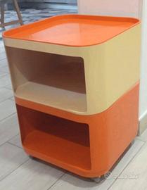 Mobiletto Kartell vintage.