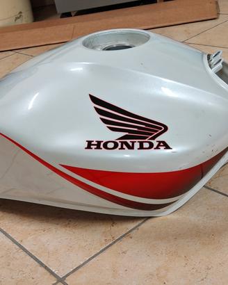 Serbatoio Honda Hornet 600 - PC41 - DANNEGGIATO