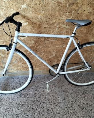 Bici da passeggio anche con scatto fisso