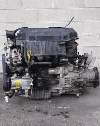 Motore e cambio Ford Fiesta 01 1200cc benzina DHF