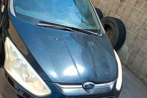 Ford b-max benzina  gpl 