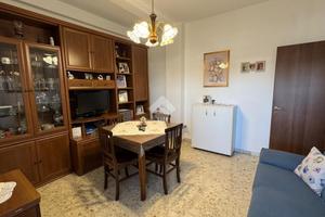 2 LOCALI A ROMA