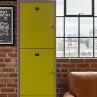 Armadietto in metallo americano con 3 sportelli