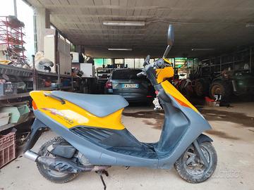 Suzuki AP 50