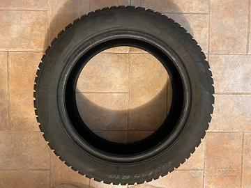 Pneumatico invernale Pirelli