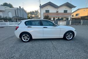 BMW serie 1  114i Sport