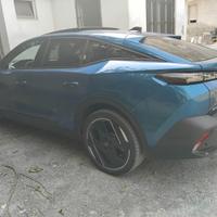 Peugeot 408 GT HYBRID 225 CV