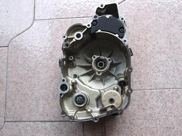 corpo farfallato ed altro suzuki burgman 400