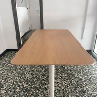 Ikea Scrivania BEKANT