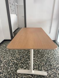 Ikea Scrivania BEKANT