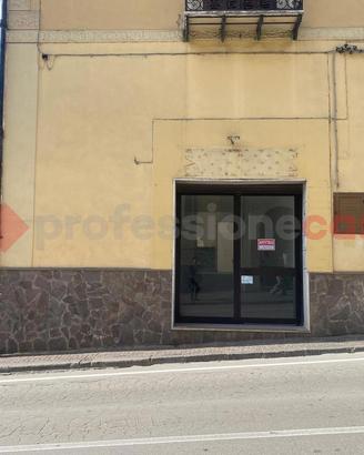 Negozio Sessa Aurunca [Cod. rif 3303795ACG]