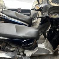 Aprilia Scarabeo 200 - 2009