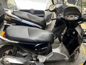 Aprilia Scarabeo 200 - 2009