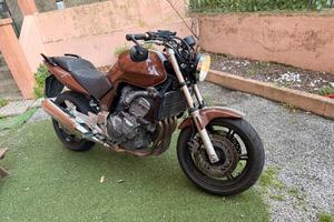 Honda CBF. 600