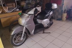 Scooter Scarabeo 500