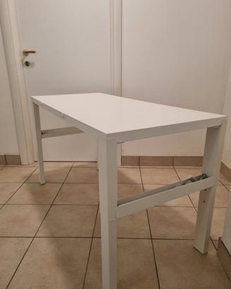 Scrivania ikea