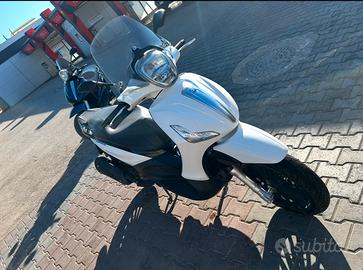 Beverly 125 2016