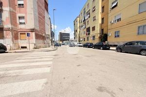 3 LOCALI A NAPOLI