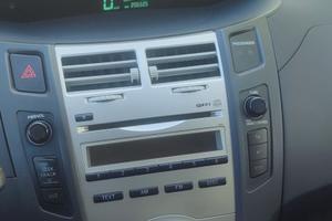 Toyota Yaris 1.0 5 porte