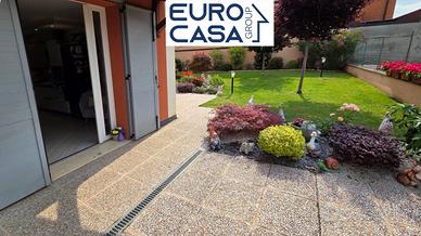 M-584 - INDIPENDENTE del 2012 con GIARDINO contest