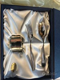 Posate e ferma tovagliolo in argento 800