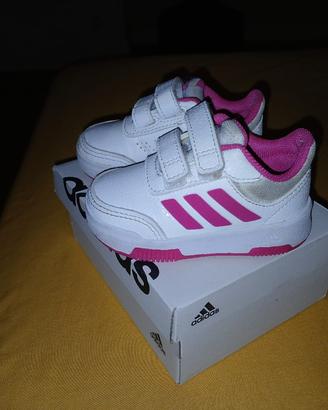 scarpe neonata adidas n.19 