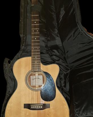 Chitarra acustica  Sigma Guitars est 1970