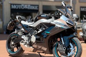 CFMOTO 675SR-R