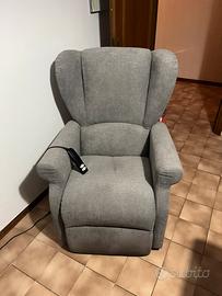 Poltrona reclinabile elettrica in tessuto