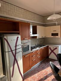 Cucina angolare smontata