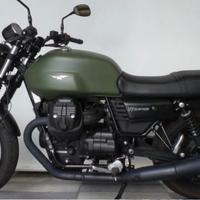 Moto Guzzi V7 III - 2019 - 7900Km e pneum 100%