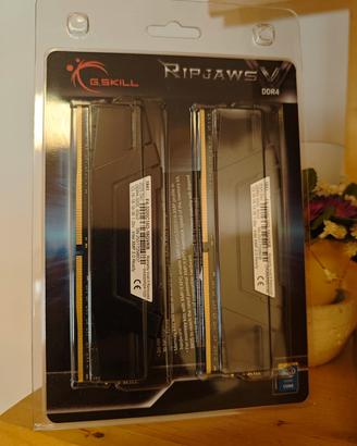 RAM G.Skill Ripjaws V 16GB Kit DDR4 (2x8GB)  CL16