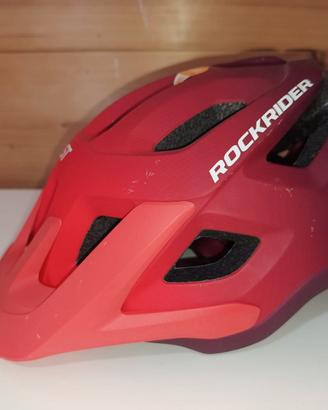 Casco Rockrider ST e Scarpe Shimano per MTB.