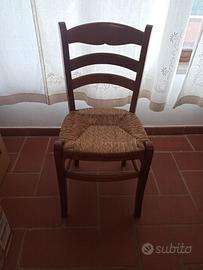 sedie legno e paglia