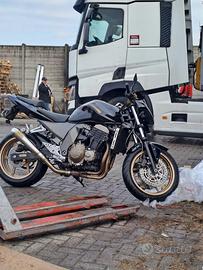 Kawasaki Z750