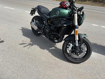 Benelli leoncino 800