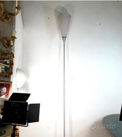 Lampada terra-cielo Chichibio Luceplan