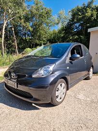 Toyota Aygo 1.0 Benz 68cv - Garanzia 12 mesi