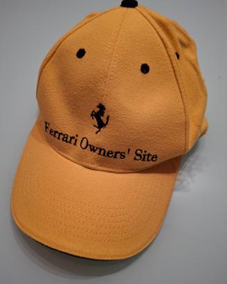 Cappellino FERRARI