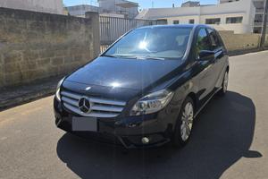 mercedes classe b 180d automatica neopatentato 